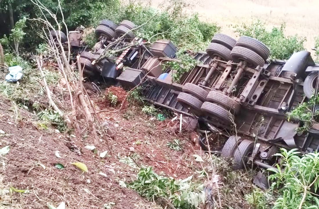 Capa Grave acidente entre carro e caminhão é registrado em Seberi