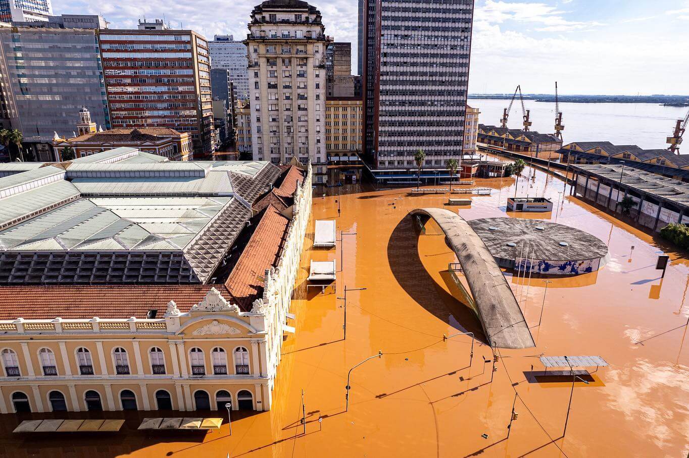 Capa Temporais deixam rastro de destruição e 90 mortos no RS