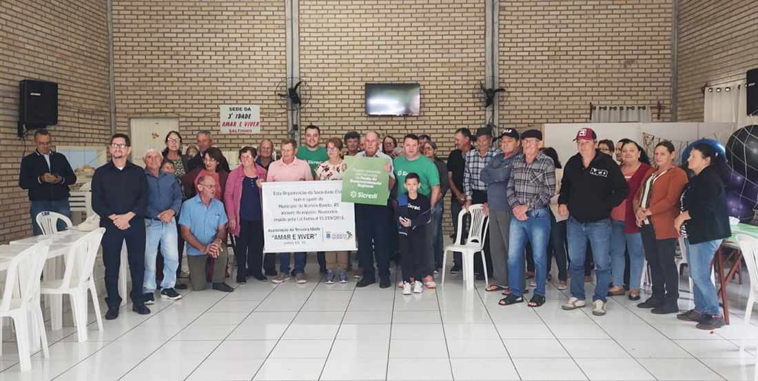 Capa Sicredi Conexão incentiva bem-estar e convivência da terceira idade em Rodeio Bonito