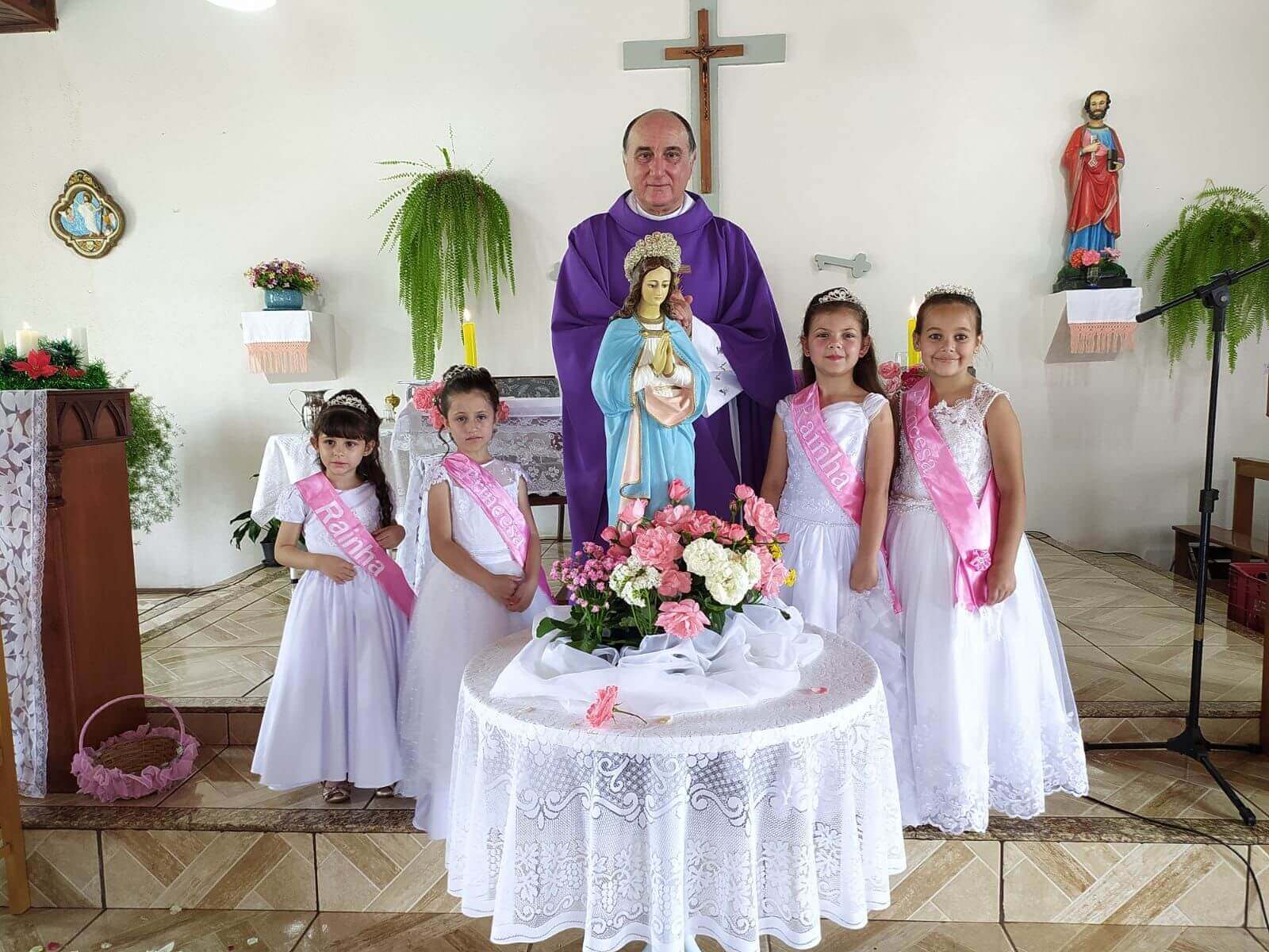 Capa Linha Encruzilhada celebra Nossa Senhora Imaculada Conceição