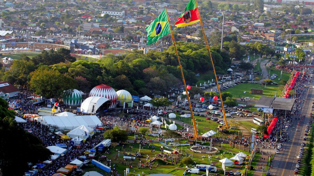 Capa Expointer registra R$ 6,2 bi em negócio e recordes na agricultura familiar