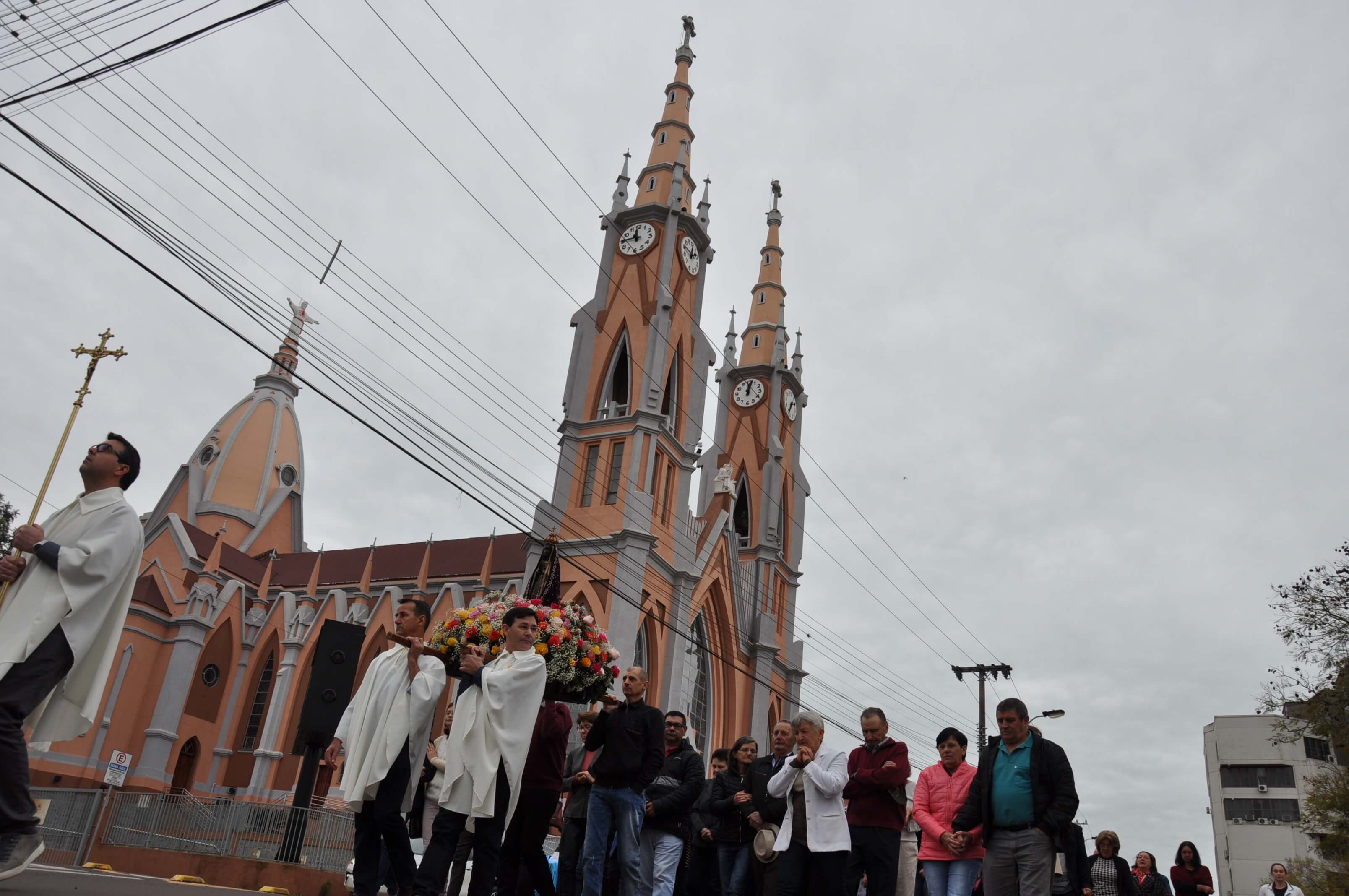 Capa Comunidade do Bairro Aparecida de FW celebra 53ª Festa de Nossa Senhora Aparecida
