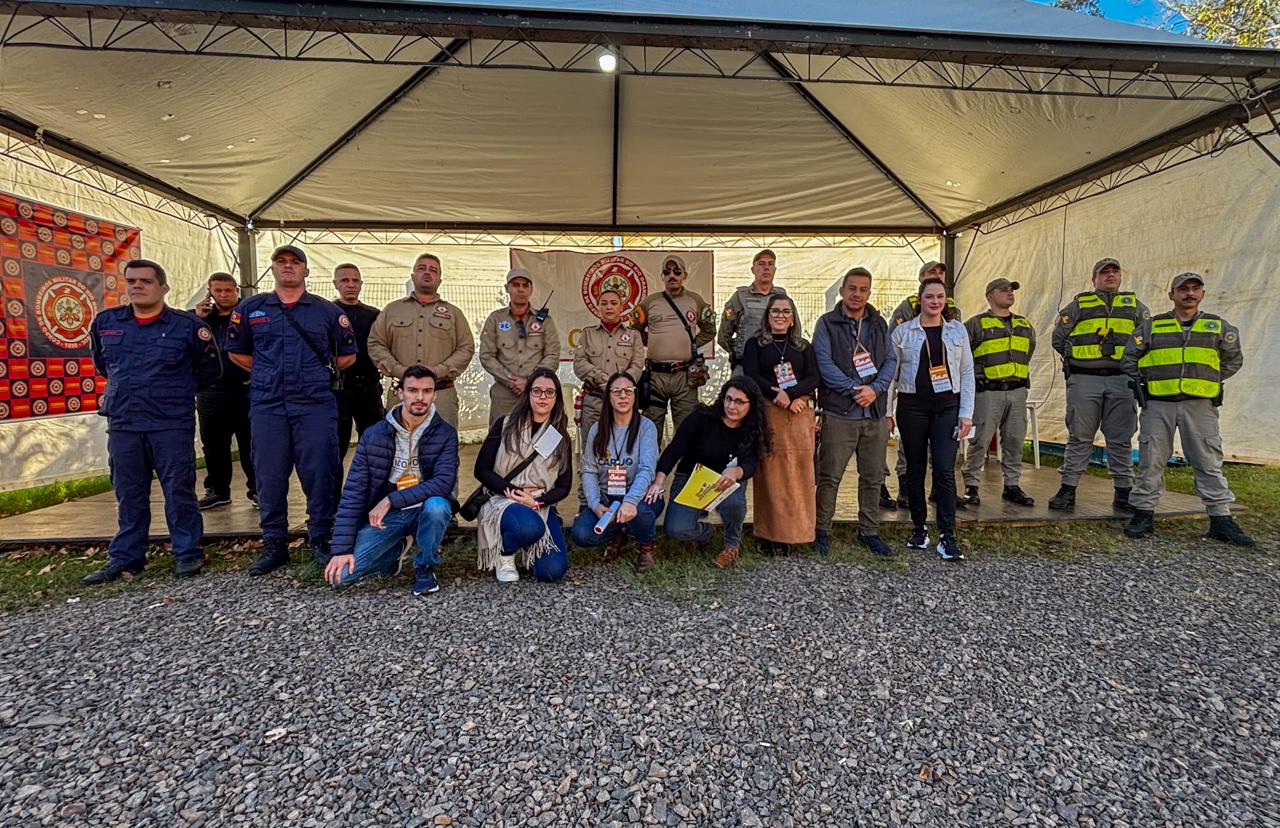 Capa Brigada Militar atua na fiscalização da Cidade de Lona durante o Carijo da Canção Gaúcha