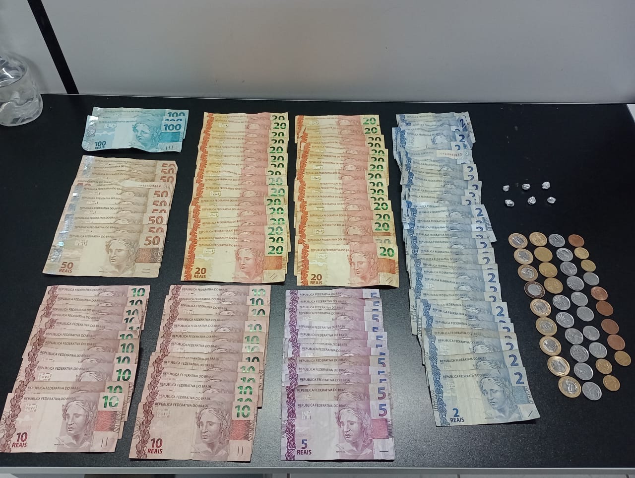 Capa Brigada Militar prende homem por tráfico de drogas em Seberi