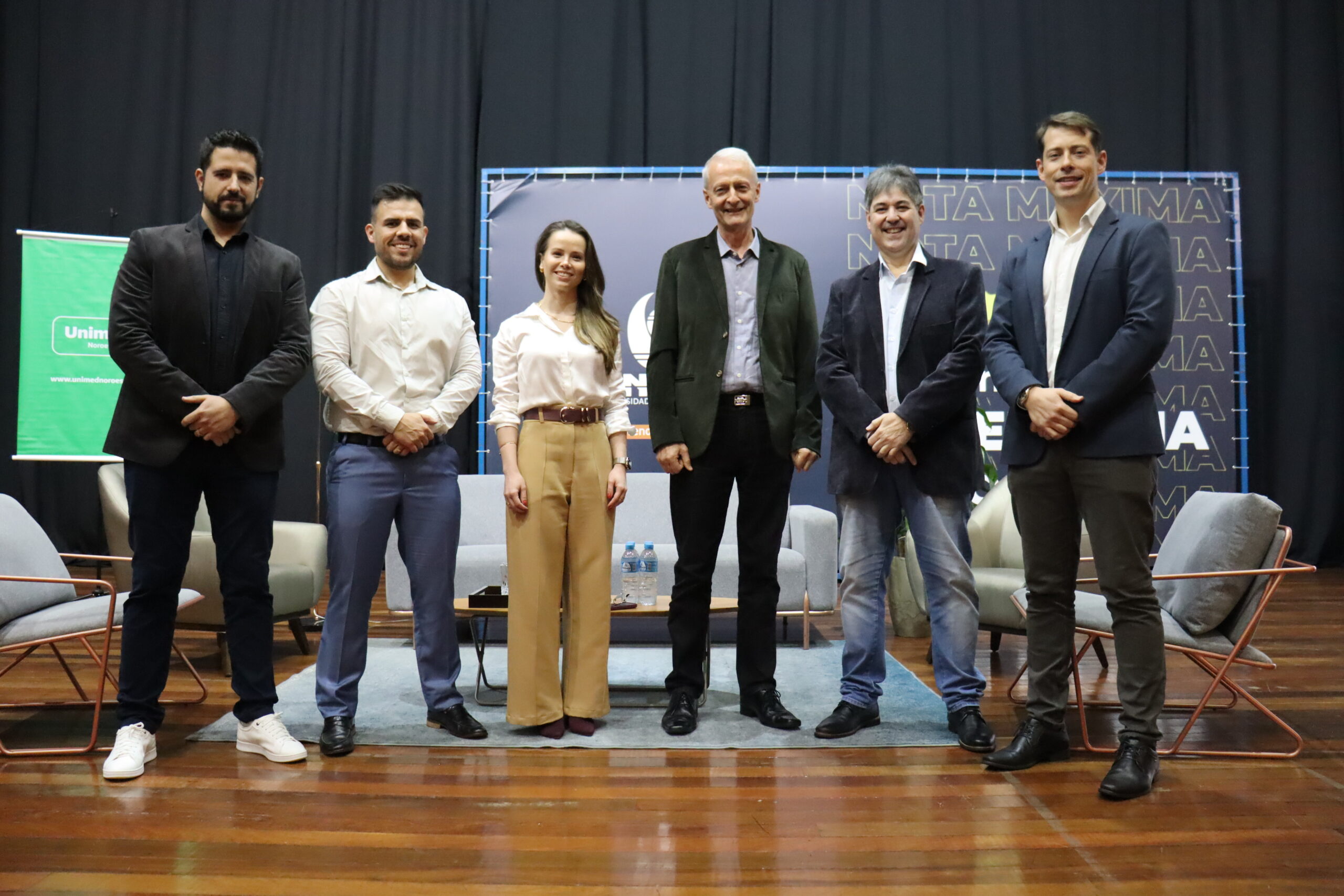Capa Unimed Noroeste/RS realiza primeira Jornada de Pesquisa Científica