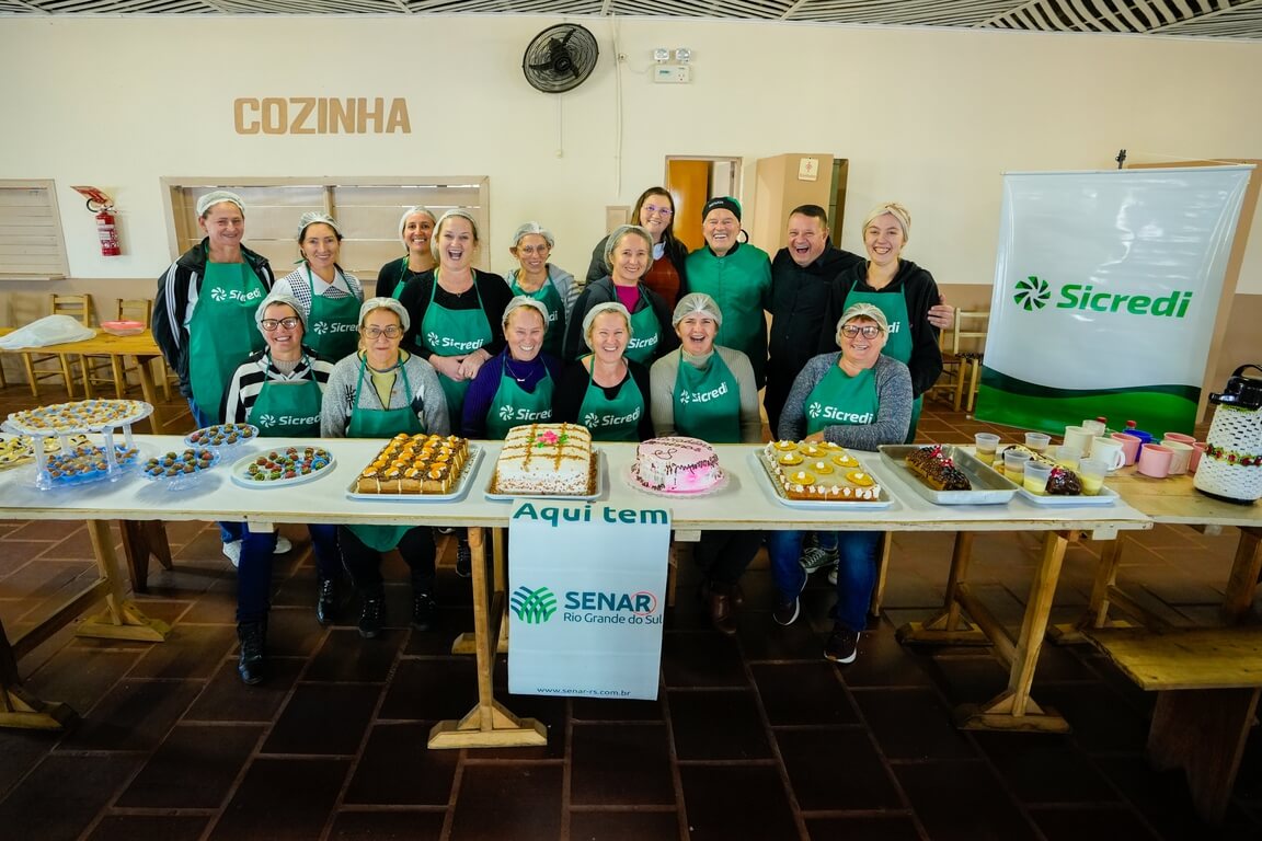 Capa Associadas participam de capacitação culinária em Alpestre