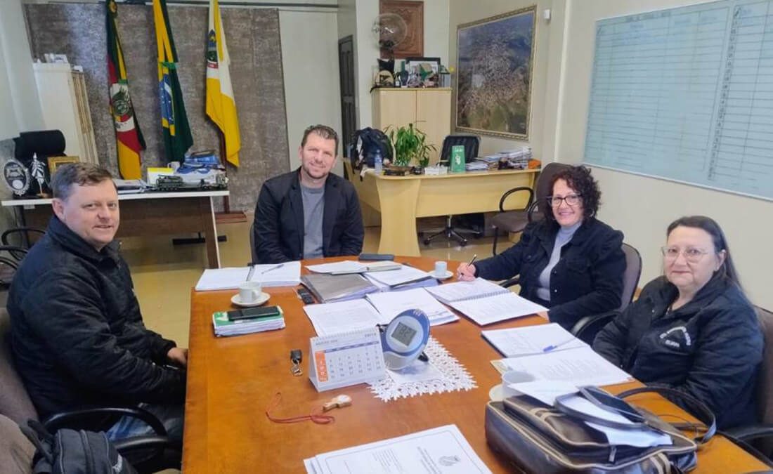 Capa Prefeitura e CTG de Três Passos se reúnem para organizar a Semana Farroupilha