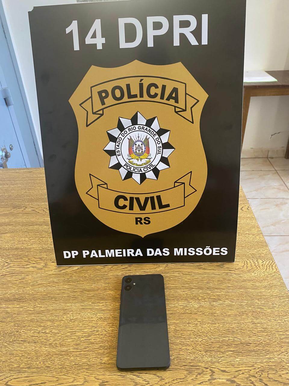 Capa Polícia Civil cumpre mandado de ingresso, busca e apreensão em Palmeira das Missões