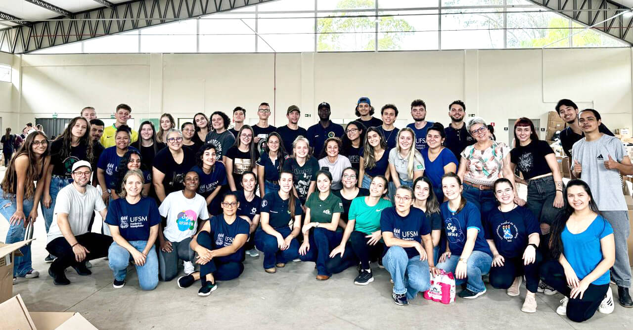 Capa UFSM/FW mobiliza ações voluntárias em favor das vítimas das enchentes no Rio Grande do Sul