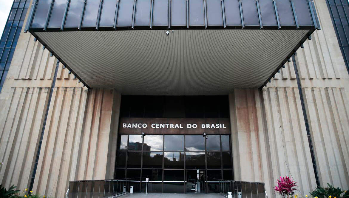 Capa Copom reduz juros básicos da economia para 13,25% ao ano