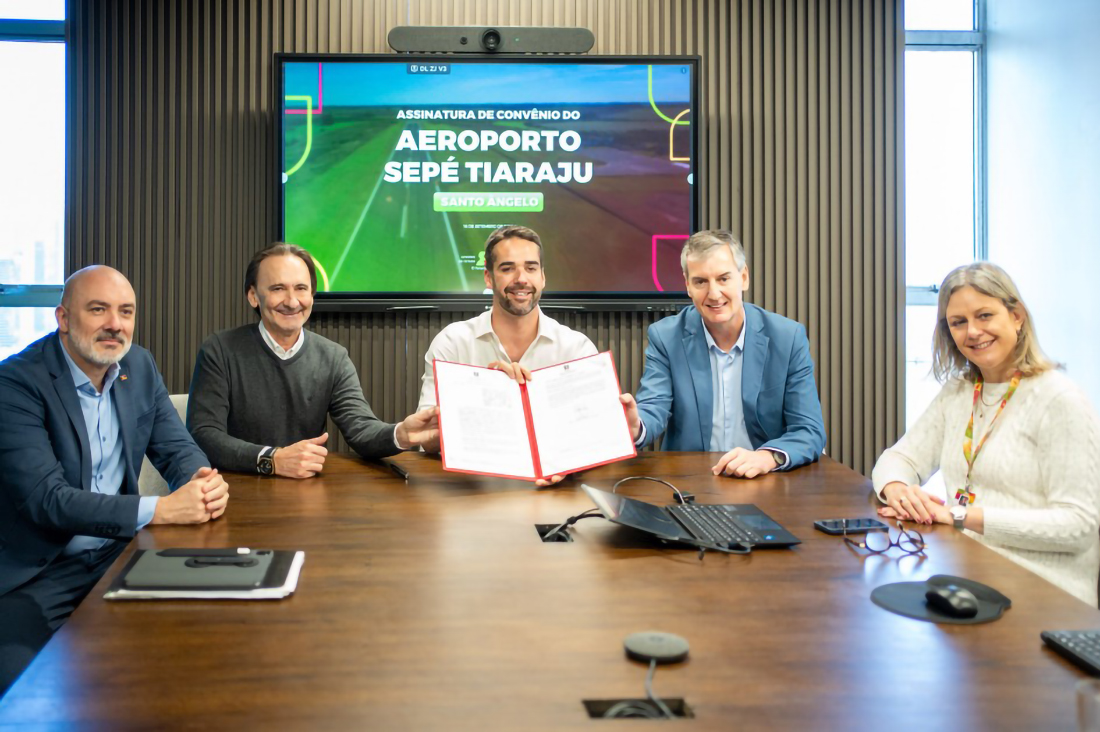 Capa Governador Eduardo Leite aprova liberação de recursos para obras no aeroporto de Santo Ângelo
