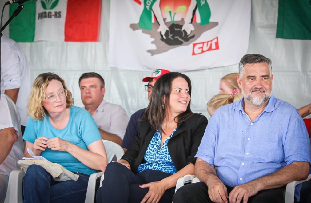 Capa Ministro Paulo Pimenta confirma crédito de R$ 200 milhões para agricultores gaúchos atingidos pela estiagem