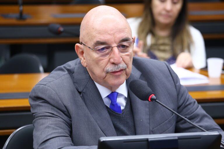 Capa Comissão aprova projeto que obriga condomínio a comunicar caso de violência doméstica à polícia