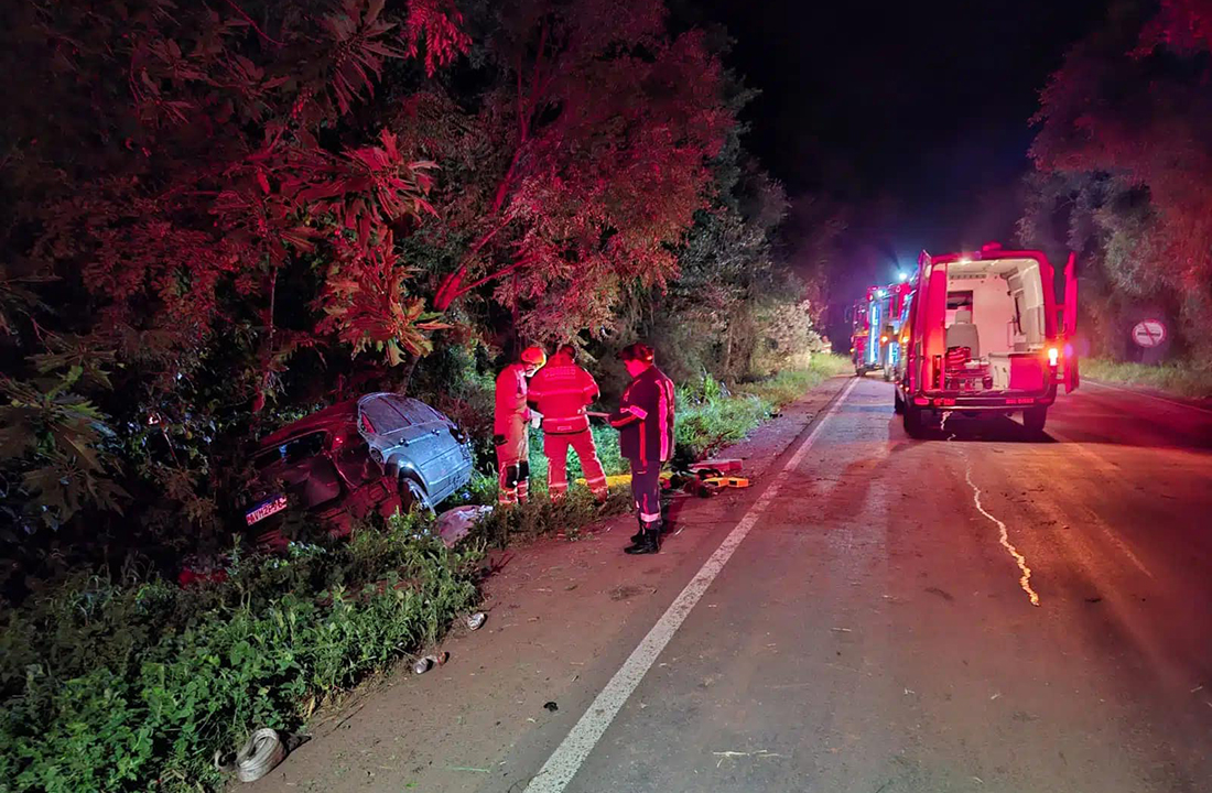 Capa Motorista morre após sair da pista e capotar na ERS-342, em Ijuí