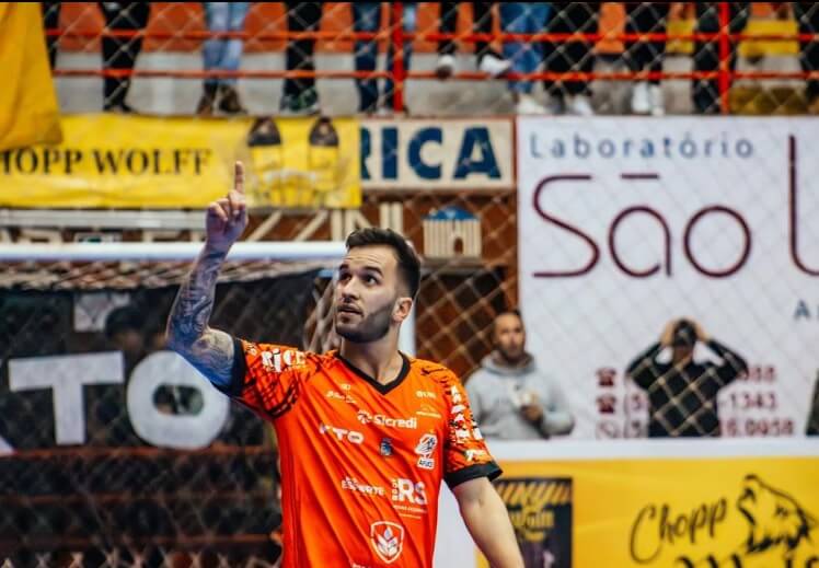 Capa AFUCS recebe o Lagoa Futsal para seguir subindo na tabela