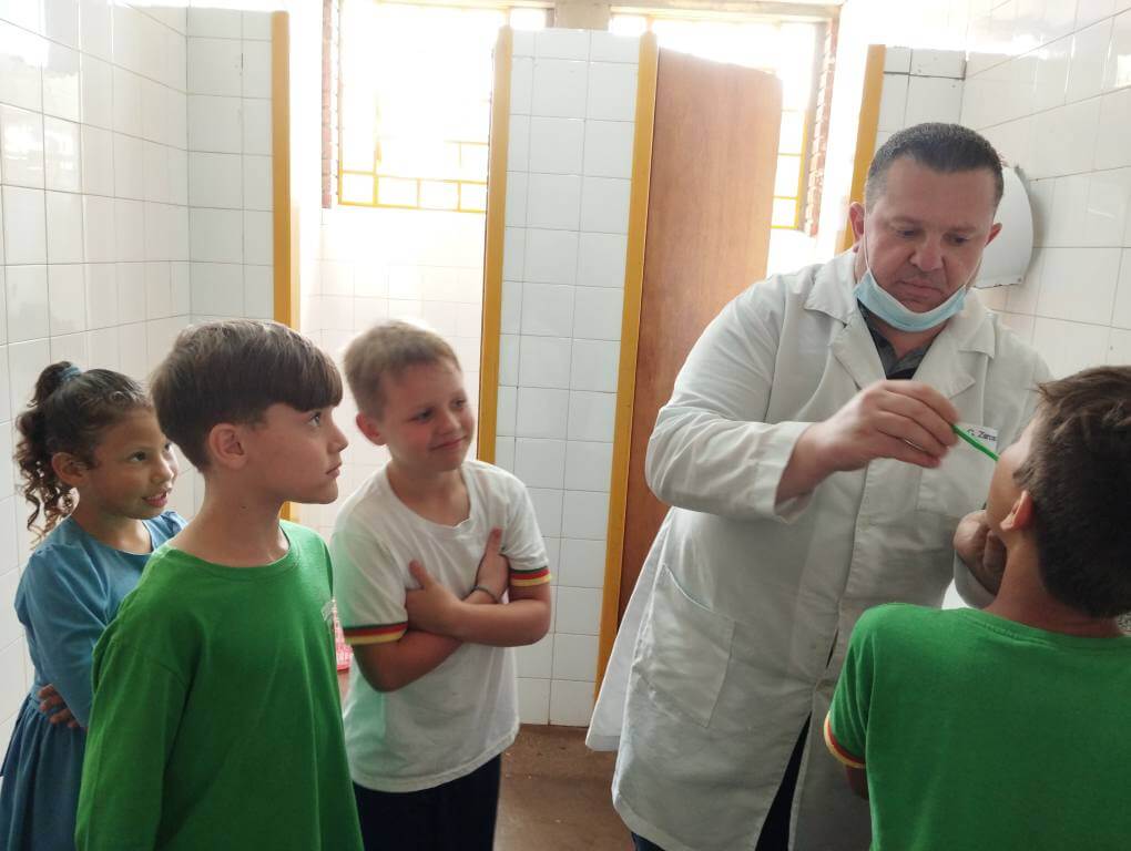 Capa Equipe de Saúde Bucal de Vista Alegre leva prevenção às crianças da Escola Padre Abílio Sponchiado