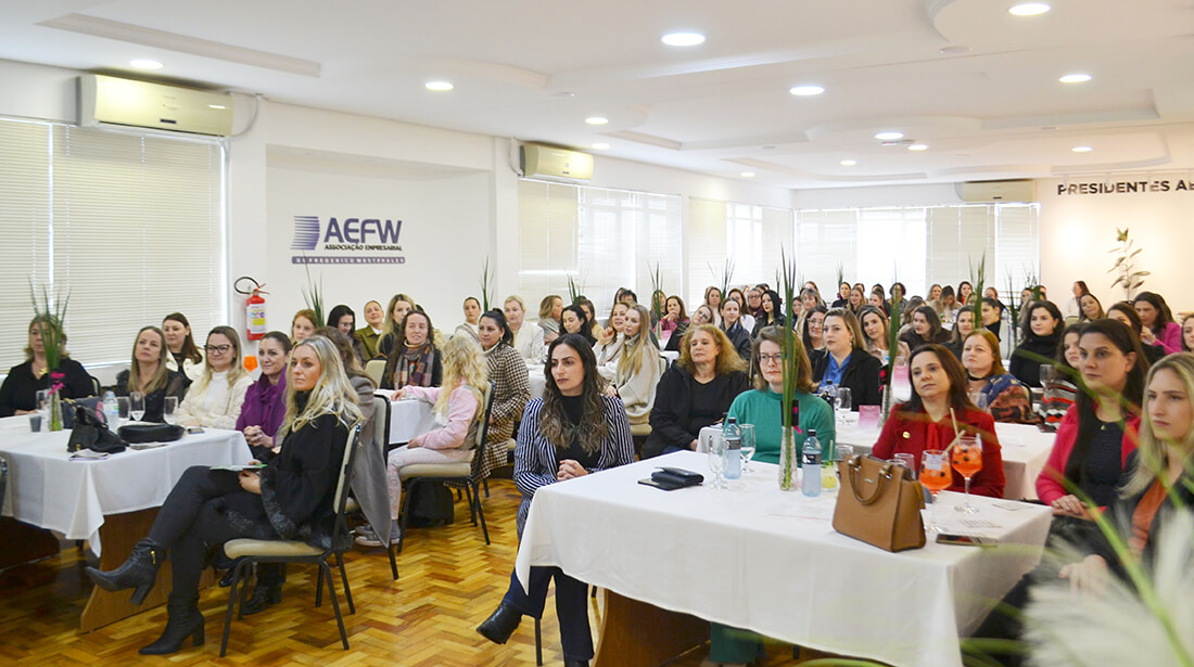 Capa Núcleo da Mulher Empreendedora da AEFW celebra 4 anos com "Bingo da Mulher Empreendedora" e palestra especial