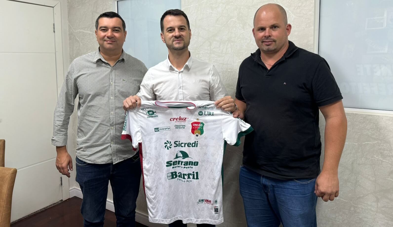 Capa Prefeitura de Frederico Westphalen e União Frederiquense renovam parceria para a temporada