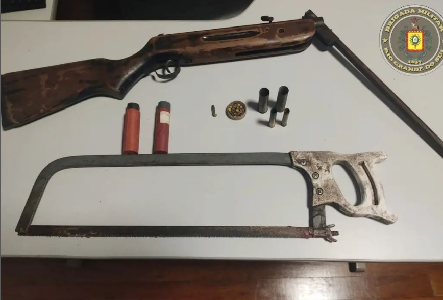 Capa BM prende cinco pessoas por posse irregular de arma de fogo e abigeato em Alpestre