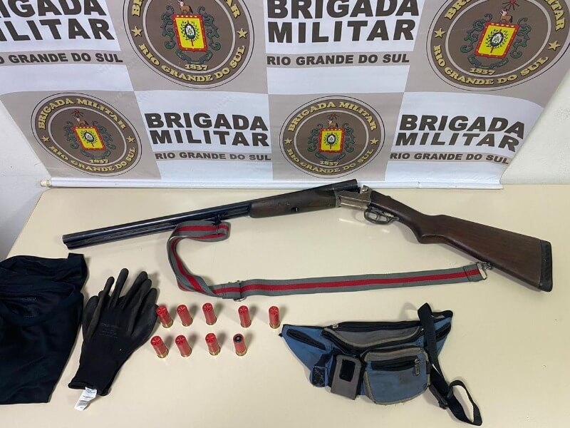 Capa Carazinho: homem é preso por porte de arma em via pública