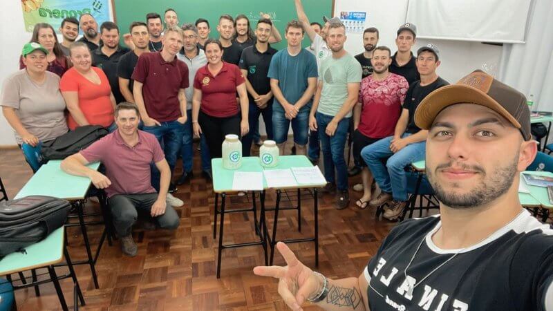 Capa Tecnologia em Agropecuária realiza Aula da Saudade