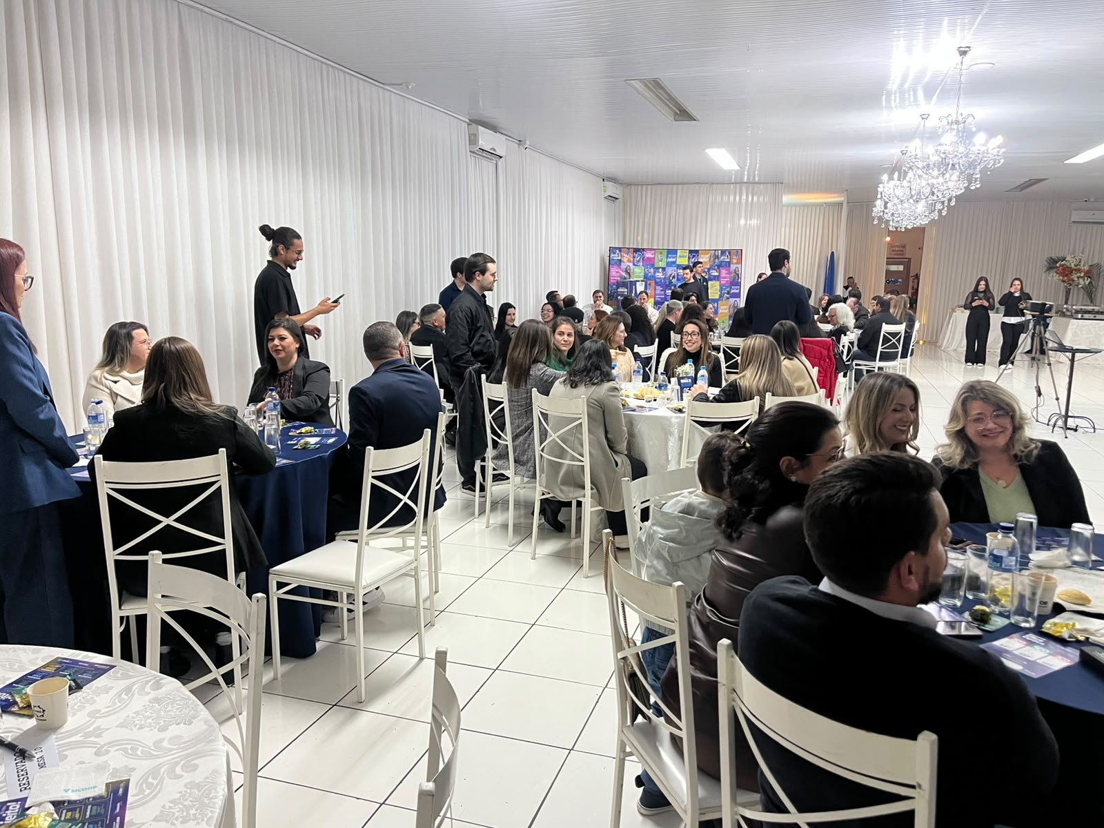 Capa CDL reuniu empresários em Rodada de Negócios para fortalecer o comércio de Palmeira das Missões