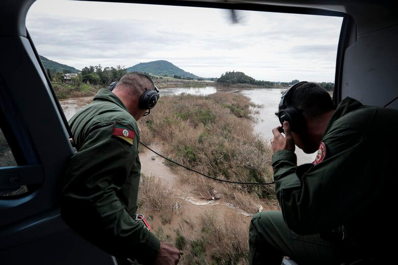 Capa Perdas materiais com a enchente chegam a R$ 1,3 bilhão no RS, diz relatório da CNM