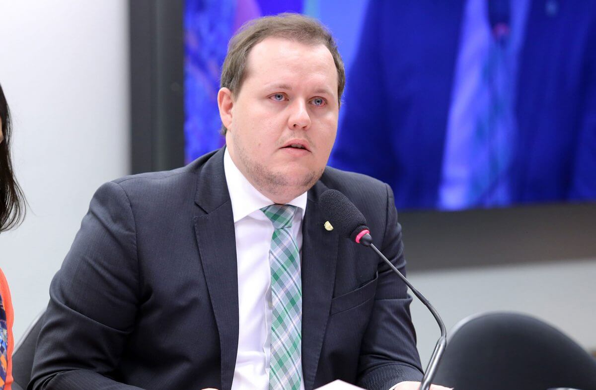 Capa Deputado Covatti Filho celebra aprovação do Marco temporal na Câmara