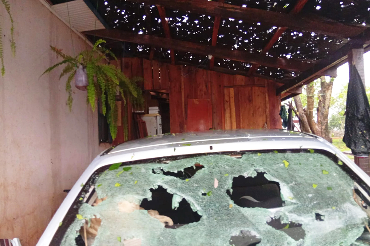 Capa Tempestade de granizo causa estragos em mais de 15 municípios do Norte e Noroeste do RS