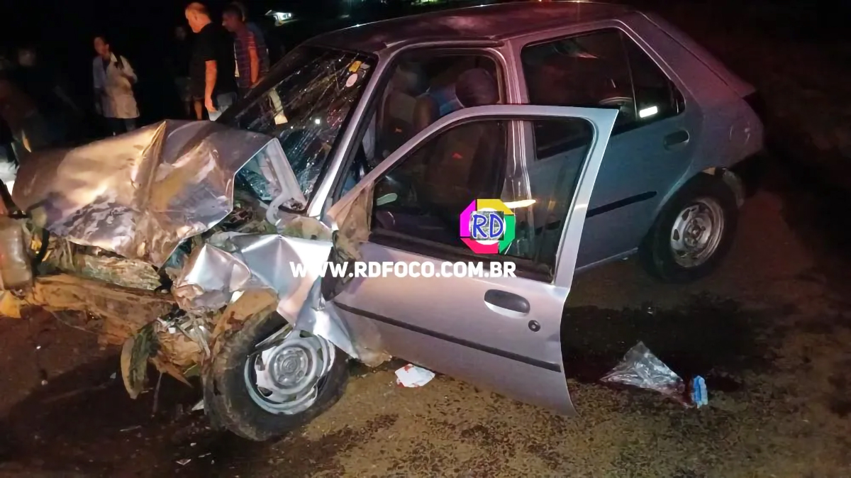 Capa Colisão frontal deixa uma vítima fatal e duas pessoas feridas entre Coronel Bicaco e Redentora
