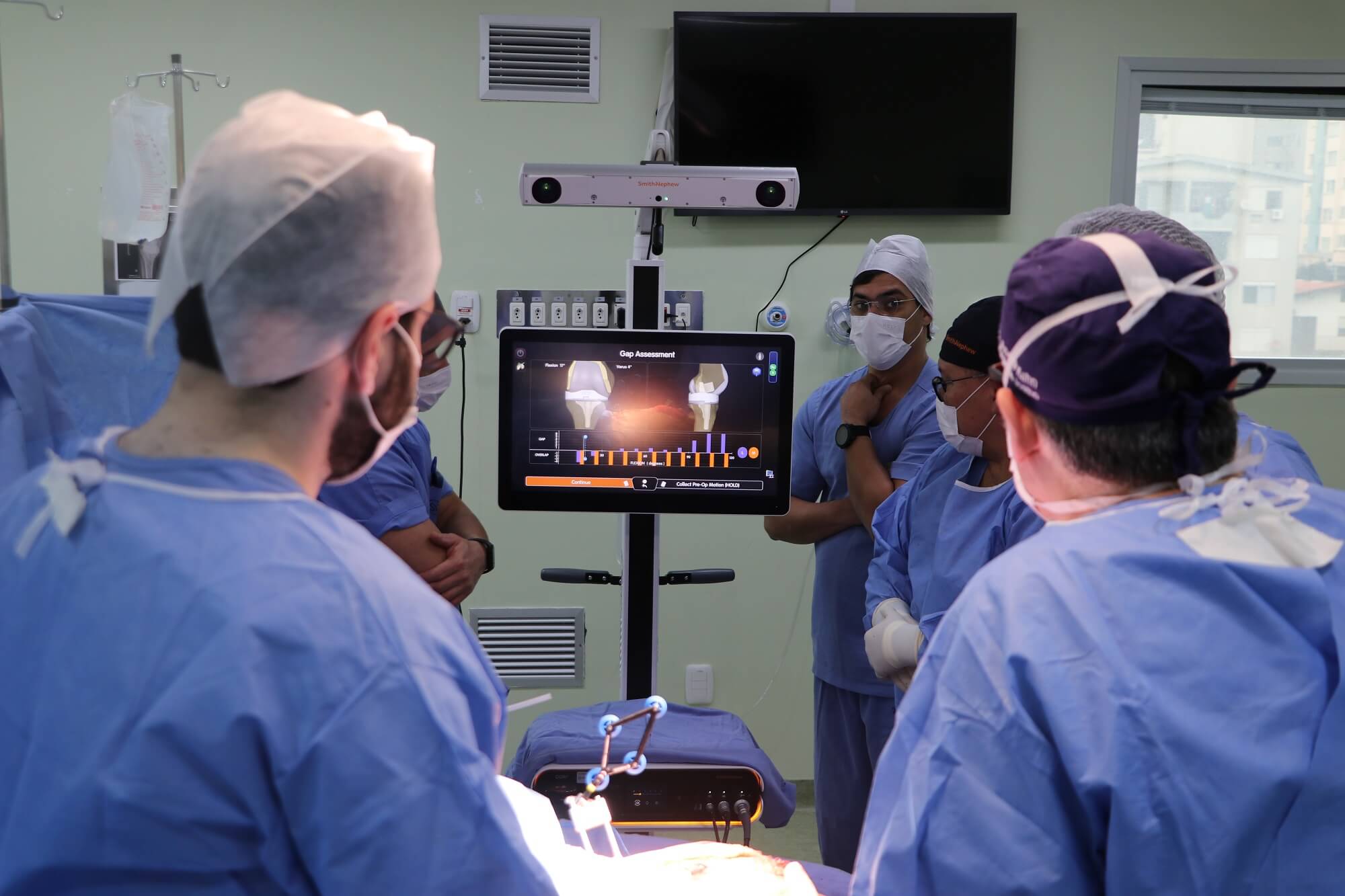 Capa Cirurgia robótica inédita para revisão de prótese total do joelho é realizada em Passo Fundo