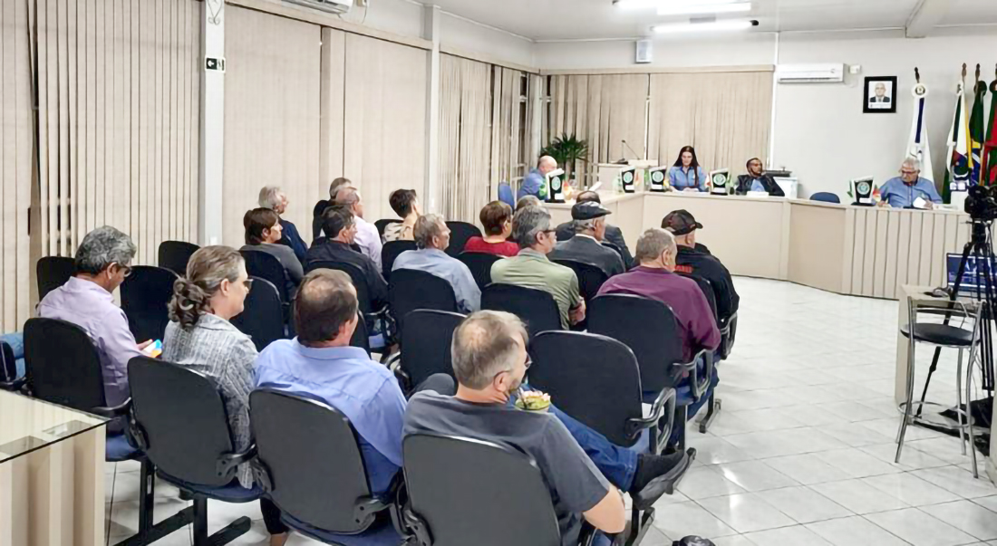 Capa Câmara de Vereadores de Planalto devolve R$ 418 mil ao município