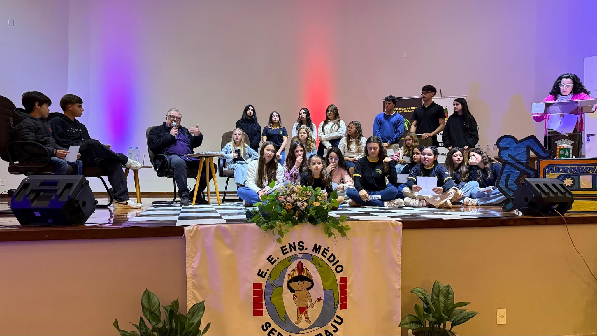 Capa Feira portelense do livro celebra cultura e leitura com o tema “Rebobinando 80’S”