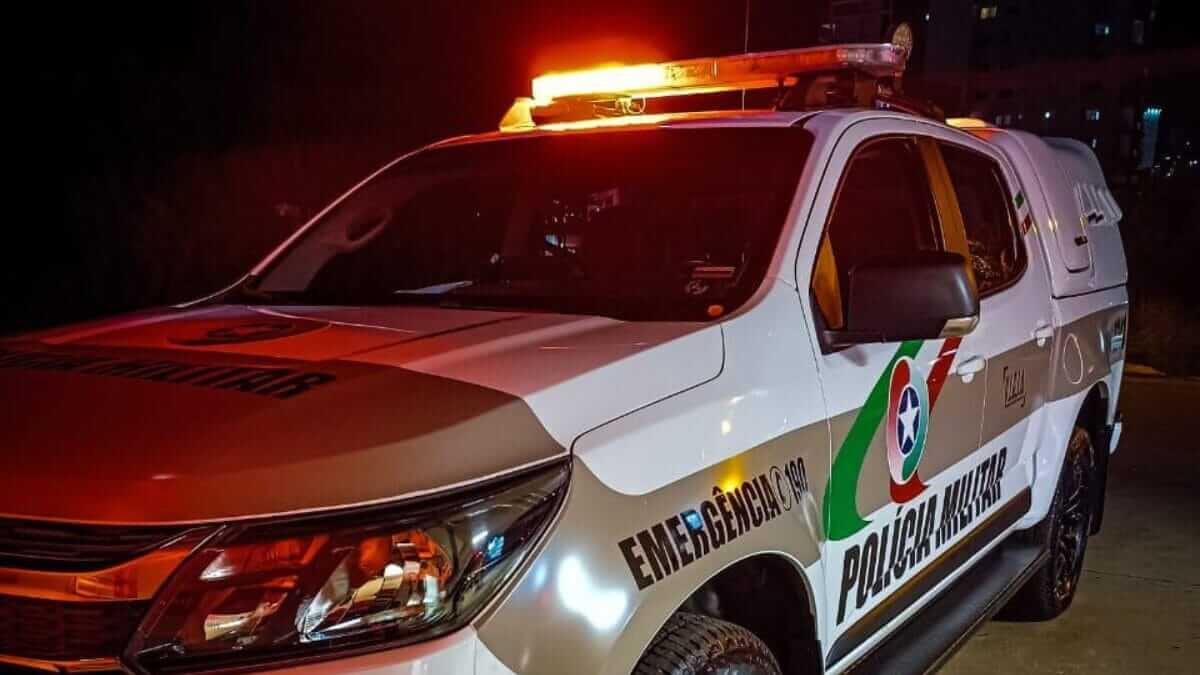 Capa Mulher é morta a tiros dentro de loja no Oeste de SC