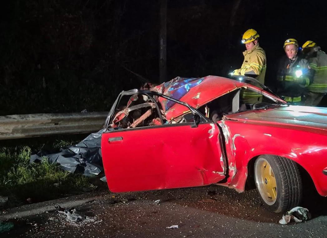 Capa Colisão entre carro e caminhão deixa dois mortos na BR-470 em Bento Gonçalves