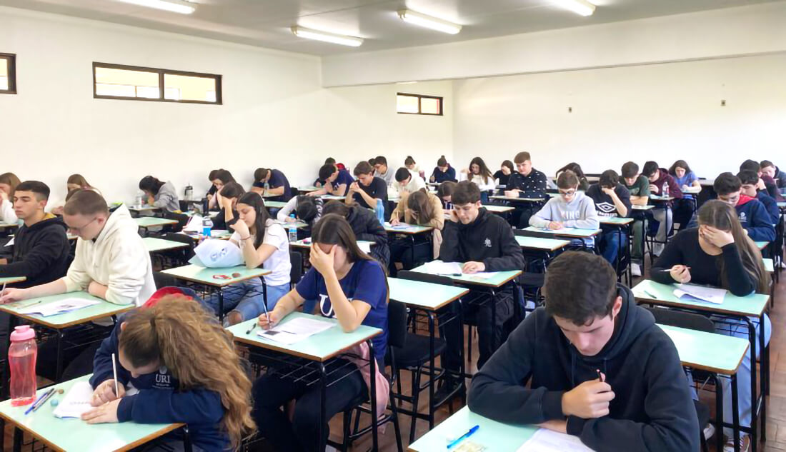 Capa Escola da URI de Frederico Westphalen realiza Simulado do Ensino Médio para alunos da região