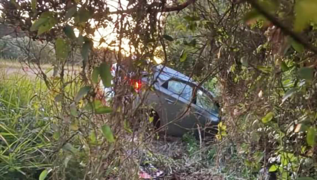 Capa Mulher morre atropelada por ônibus após capotar carro na RS-407