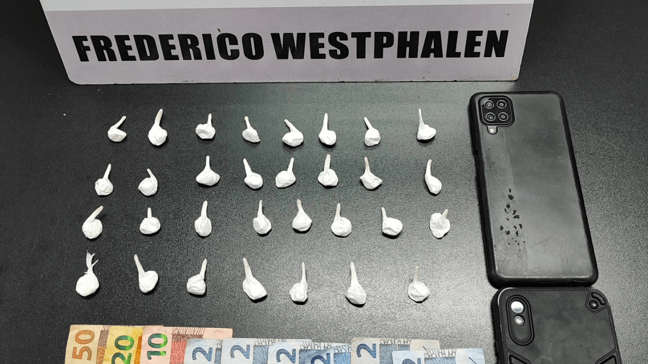 Capa Brigada Militar prende mulher por tráfico de drogas em Frederico Westphalen