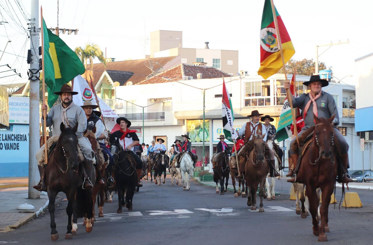 Capa 24ª Cavalgada Tenente Mário Portela Fagundes será concluída nesta segunda-feira