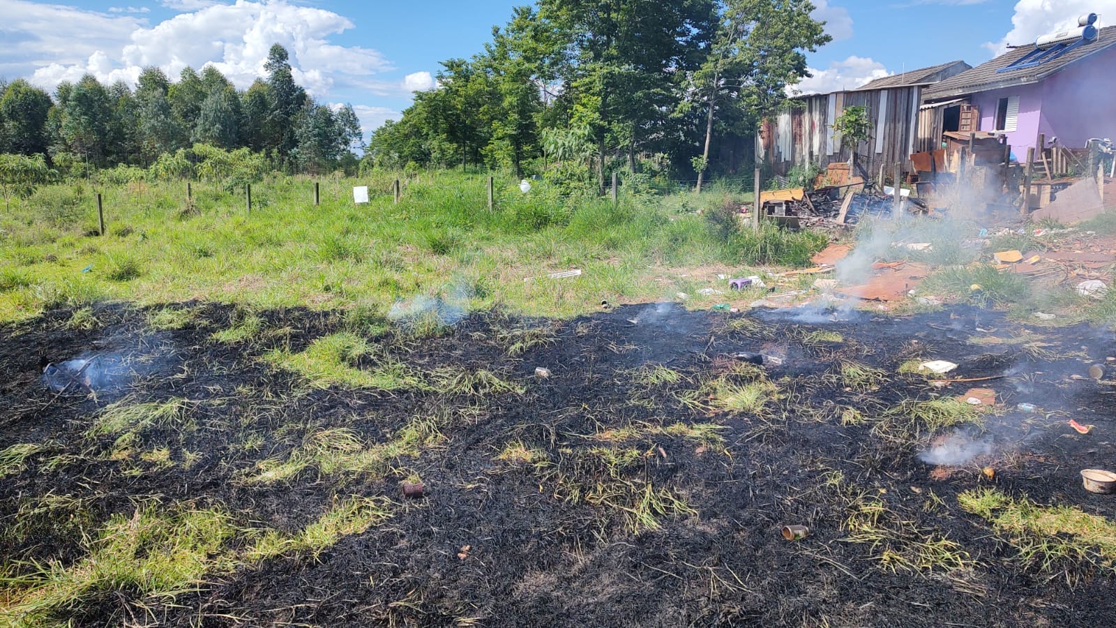 Capa Corpo de Bombeiros Militar de Três Passos atendeu ocorrência de fogo em vegetação