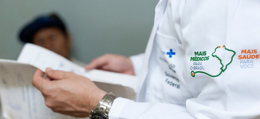 Capa Mais Médicos resulta em economia de R$ 30 mi em internações no SUS