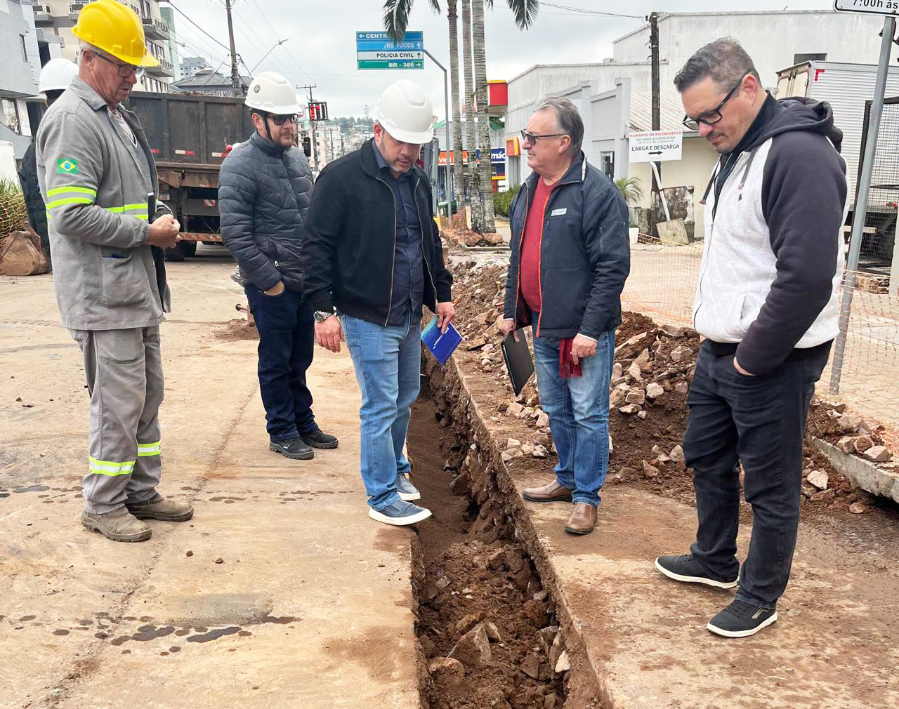 Capa Qualidade das intervenções leva à revisão das obras de saneamento em Frederico Westphalen