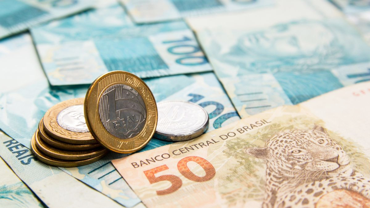 Capa Governo federal projeta salário mínimo de R$ 1.741 para 2027