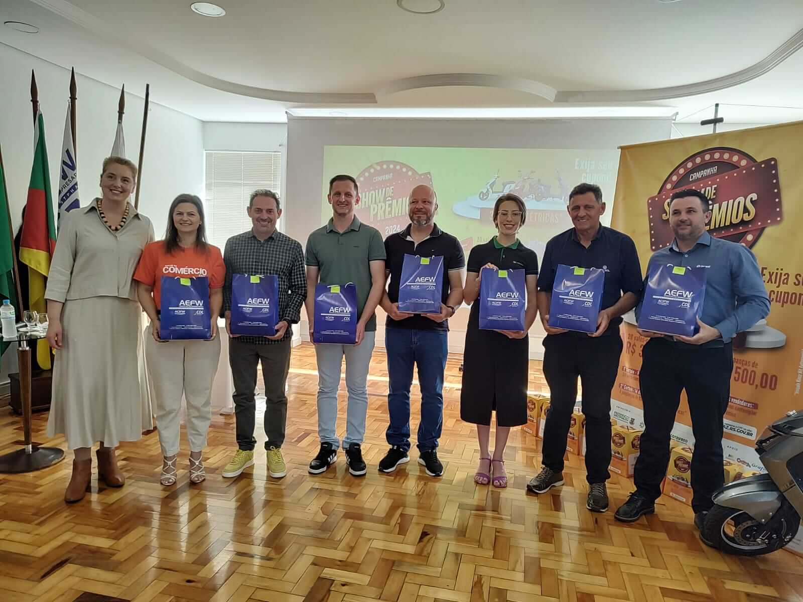 Capa Campanha Show de Prêmios 2024 é lançada em Frederico Westphalen