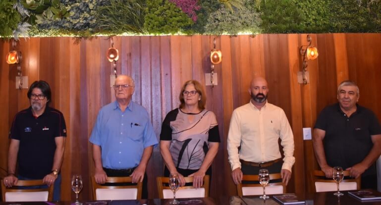 Capa Ametista do Sul: professor da UFRGS lança livro sobre trajetória da mineração nos garimpos