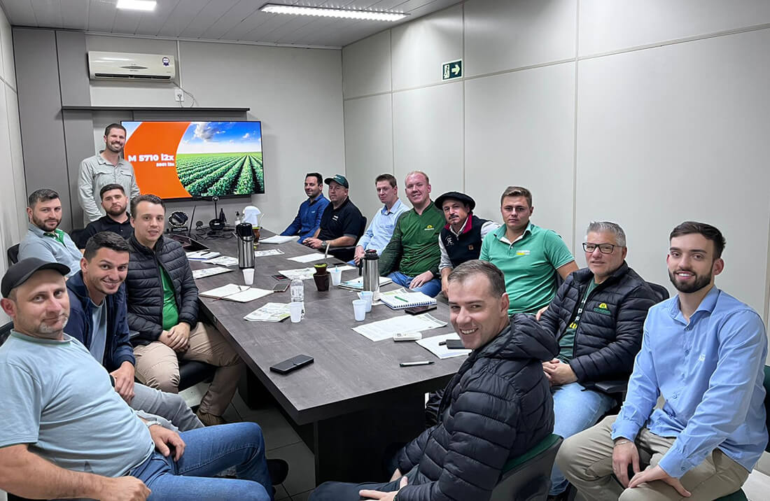 Capa Equipe técnica da Cotrifred participa de treinamento sobre sementes de soja
