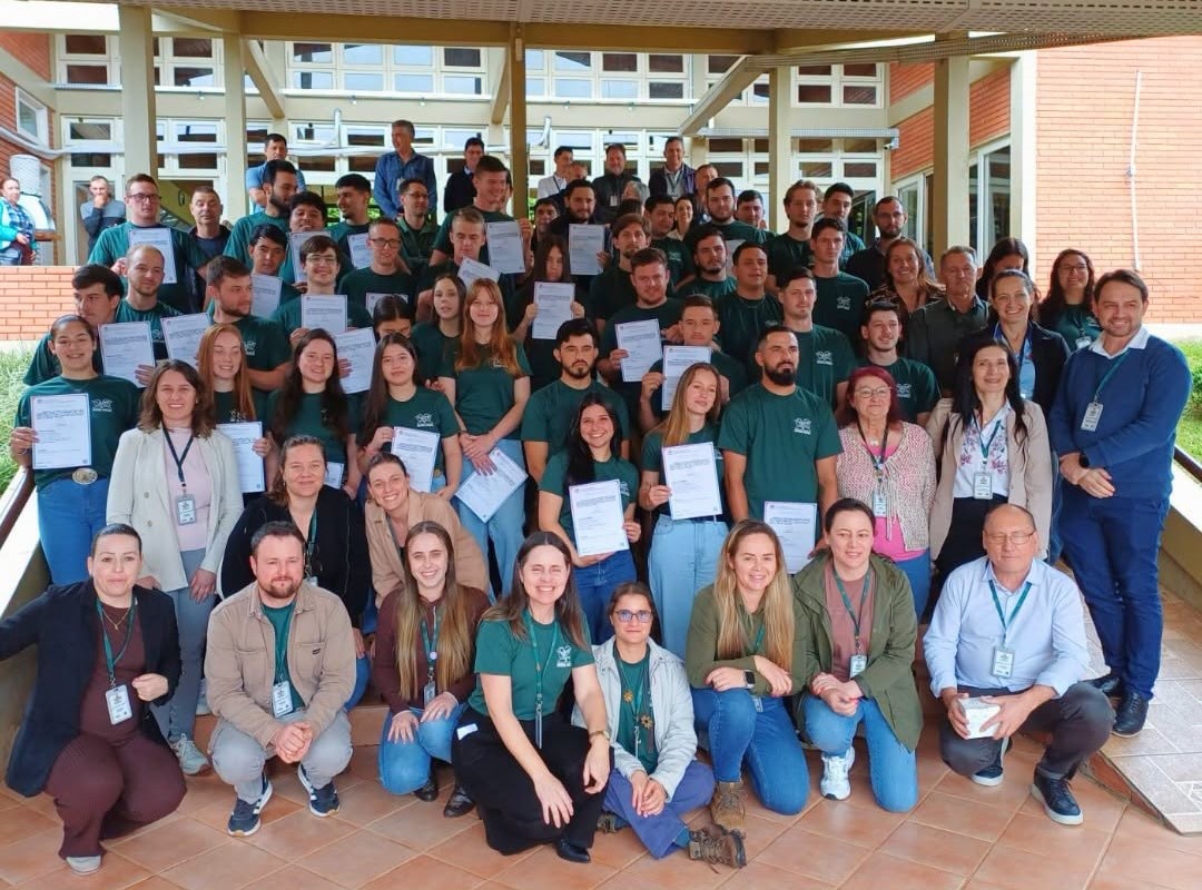 Capa Jovem agricultora de Guatambu se forma em programa de gestão e protagonismo rural