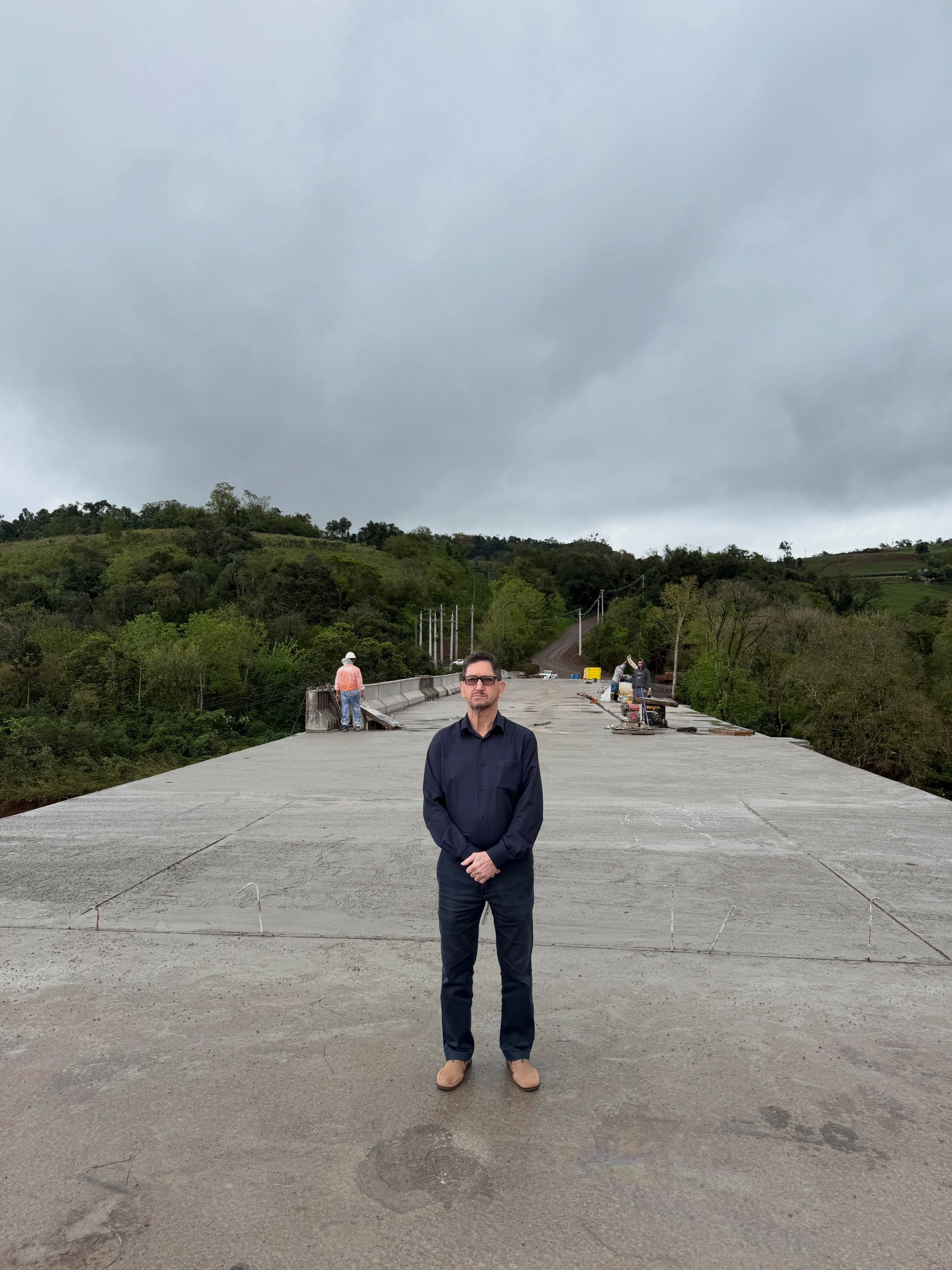 Capa Ponte sobre o Rio da Várzea entra na fase final de concretagem em Rodeio Bonito