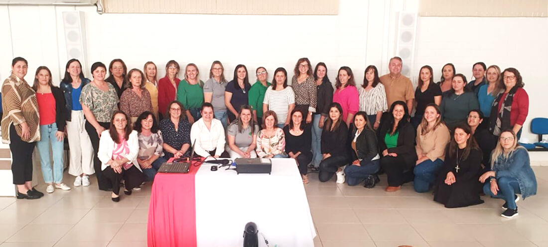 Capa Ametista do Sul sedia encontro regional de secretários e conselheiros municipais de Educação