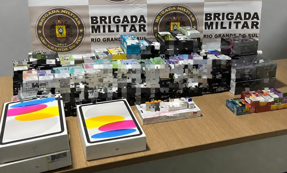 Capa Homem é preso por contrabando de cigarros eletrônicos e medicamentos na ERS-324 em Iraí